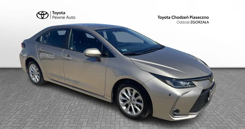 mazowieckie Toyota Corolla cena 69800 przebieg: 72215, rok produkcji 2022 z Pisz